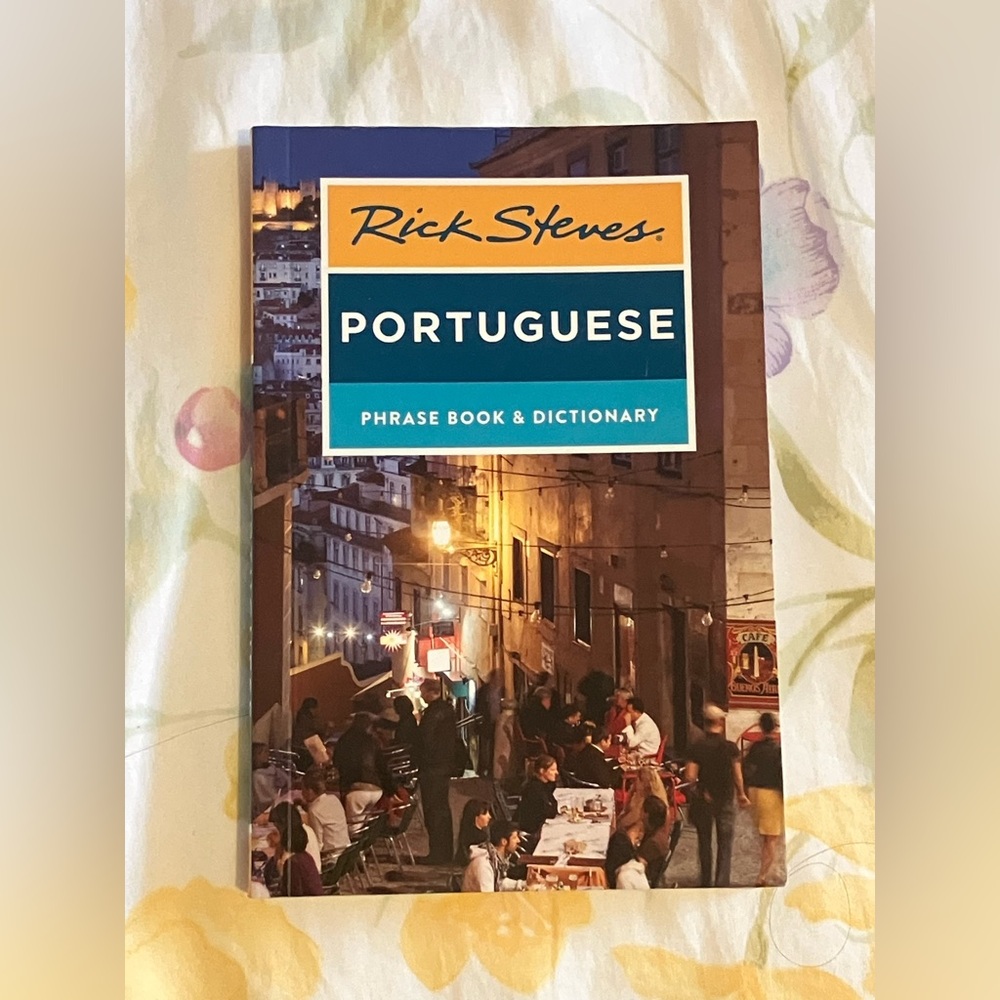 Rick Steves Portuguese Phrase Book and Dictionary